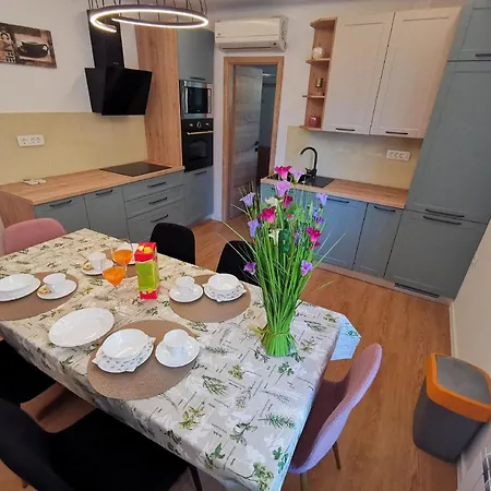 Ferienwohnung Fur 4 Personen Ca 50 Qm In Crikvenica, Kvarner Bucht Und Umgebung - B60080